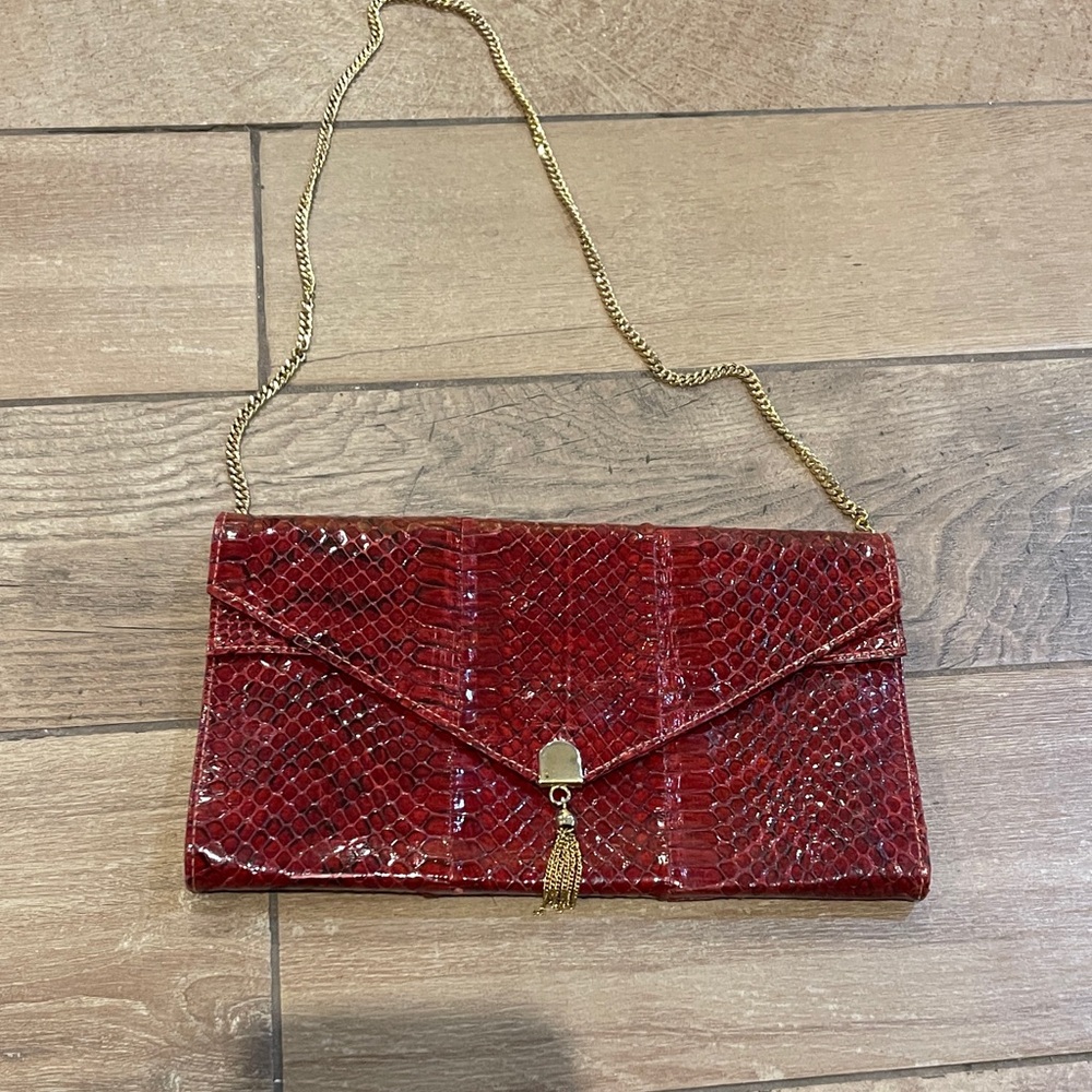 Elegant Red Snakeskin Clutch with Gold Chain